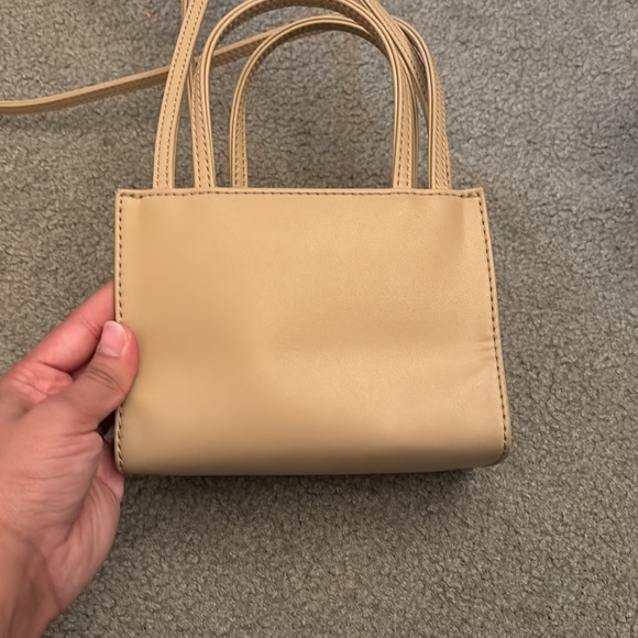 Small Cream Telfar - Picture 3 of 6